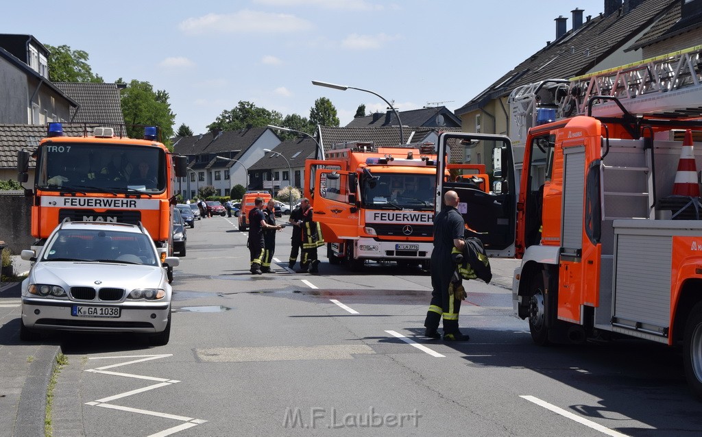 Feuer 1 Koeln Porz Grengel Waldstr P091.JPG - Miklos Laubert